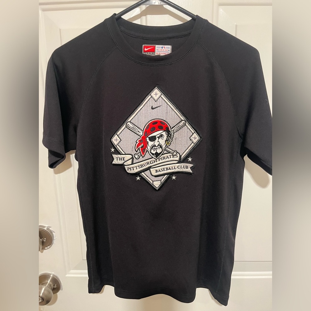 Nike Team The Pittsburgh Pirates Baseball Club S/S Shirt - Adult Medium Vintage
